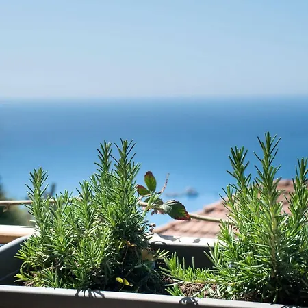 Apartment The Red House - Pelekas, Corfu *